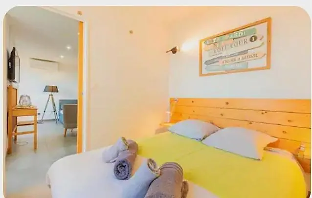 5 Pers Parking Vue Apartman *